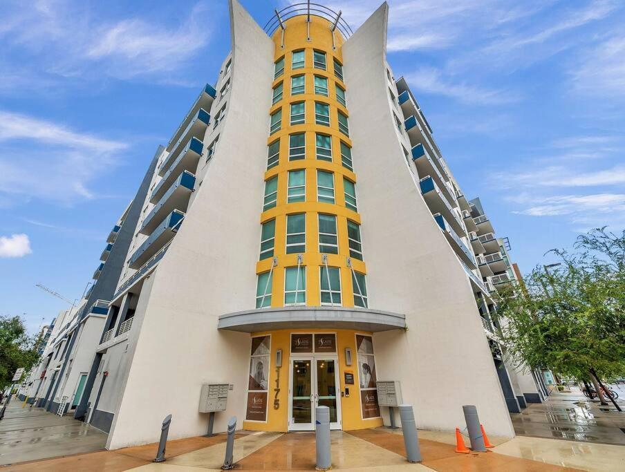 Luxury Apt 3 Mins To Dt Tampa -Pool-Gym-Balcony מראה חיצוני תמונה